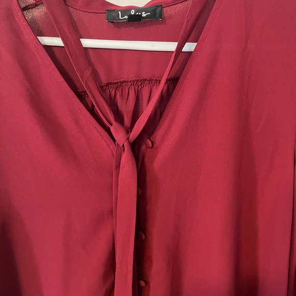 Lulus Tie-Neck Blouse - Picture 3 of 3
